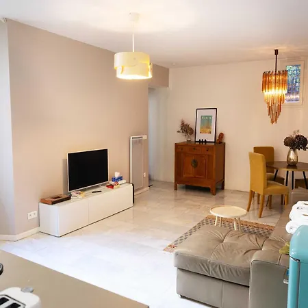 Cosy -1bdr 2p- Montmartre Lägenhet *